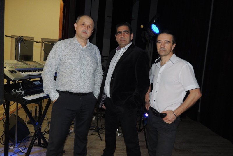 2015-07-04 - Brigáda na obecnom cintoríne