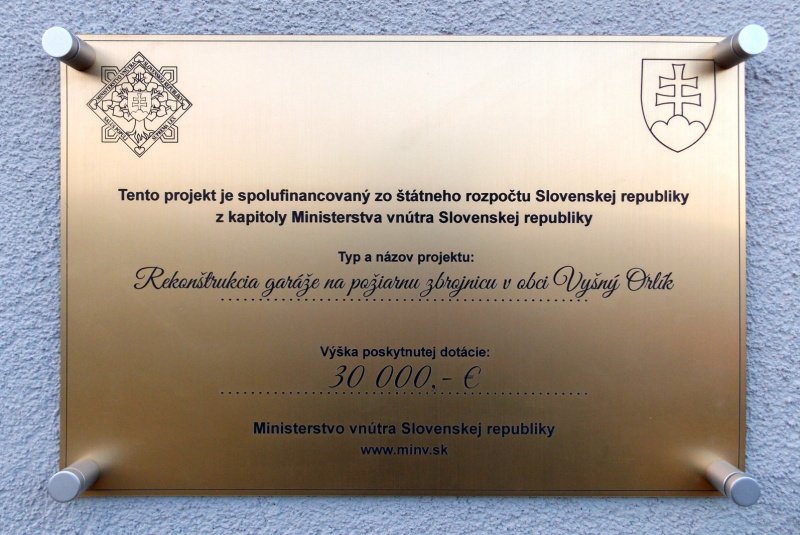 2016-07-25 - Altánok pri ihrisku (začiatok stavby)