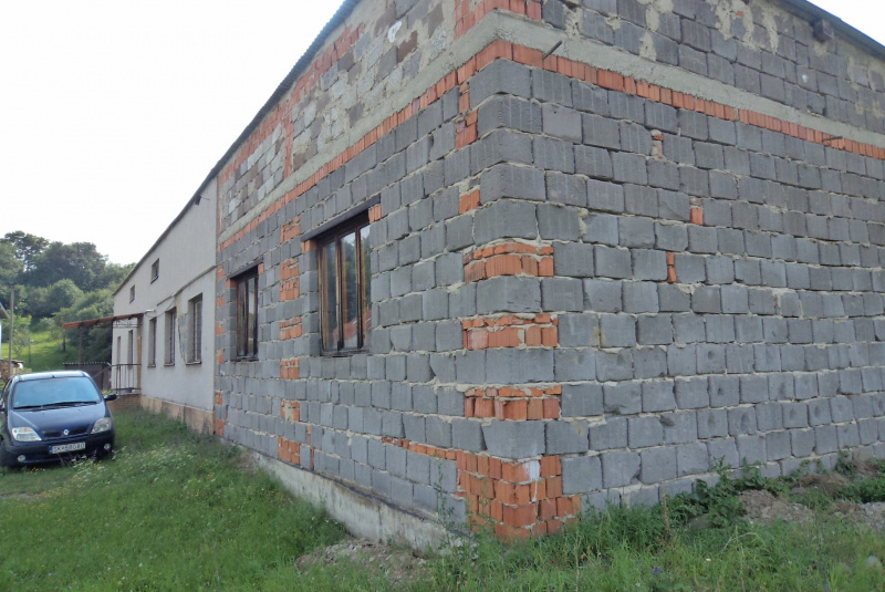 2018-09-04 - Rekonštrukcia šatní a garáže pre DHZ